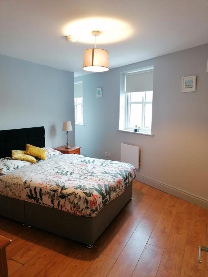 אניס Oak House Apartment מראה חיצוני תמונה