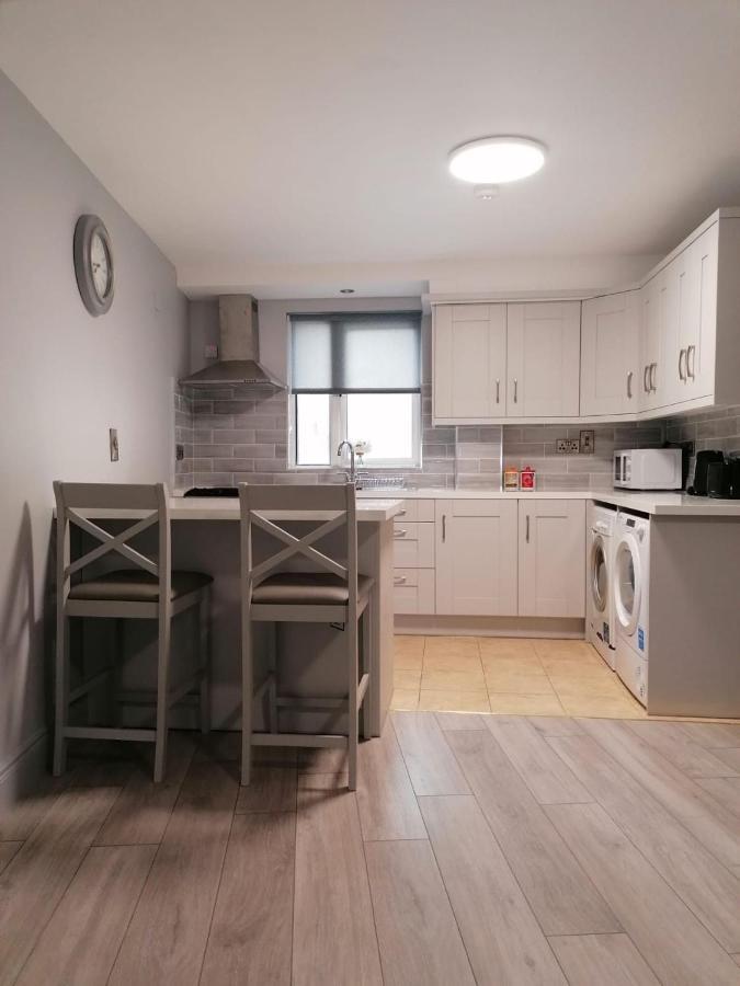 אניס Oak House Apartment מראה חיצוני תמונה